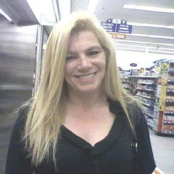 Meet your Posher, Kimberly - Picture 1 of 1